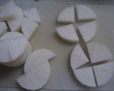 大根と鶏団子の煮物作り方1写真