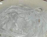 春野菜の回鍋肉を葛切りにかけて作り方3写真