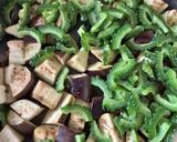 簡単！うまい！ゴーヤとなすの味噌炒め作り方6写真