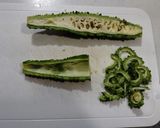 ゴーヤと玉子のオイスターソース炒め作り方1写真