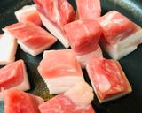 豚肉の一口ステーキ●玉ネギソース作り方1写真