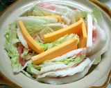 土鍋でほっこり〜白菜と豚バラのチーズ鍋〜作り方2写真