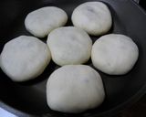 フライパンでーおやき風余り物でグッドパン作り方6写真