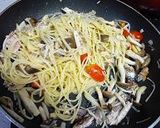 たっぷりきのこと秋刀魚の秋パスタ作り方6写真