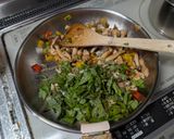 鶏もも肉と青紫蘇の鮑オイスター炒め作り方8写真