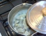基本の牡蠣の酒蒸し→簡単!牡蠣の味噌汁作り方4写真