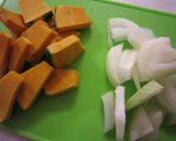 かぼちゃと牛乳の味噌汁作り方1写真
