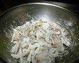 烏賊ゲソとれんこんのニンニク醤油炒め作り方1写真