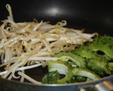 青じそ風味でもやしとゴーヤの炒めもの作り方1写真