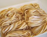 手打ちパスタ　鮭とレタスのクリームパスタ作り方3写真