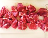 ＊牛のすね肉柔らか～ビーフシチュー＊作り方1写真