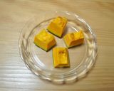 ☆お弁当に！かぼちゃの茶巾　お菓子風☆作り方1写真