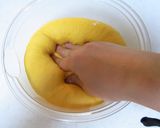 手捏ね☆栄養満点！野菜ジュースdeパン作り方8写真
