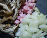 豆苗入り・舞茸と里芋の味噌ミルクスープ作り方2写真