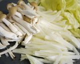 白菜とツナの胡麻和風パスタ♪作り方1写真