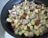 鶏肉とさつま芋の胡桃炒め作り方6写真