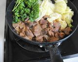 鶏もつのコチュみそ煮作り方5写真