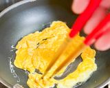 超簡単💗ふわふわ炒り玉子丼作り方5写真