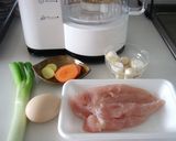ＦＰで鶏団子★つなぎはお麩作り方1写真