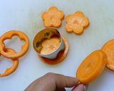 超簡単飾り切り☆人参のねじり梅っ!作り方1写真