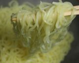 ニラ玉麺バーガー　作り方4写真