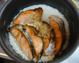 焼きシャケで鮭ご飯～♪作り方2写真
