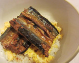 簡単！さんま蒲焼き缶詰たまご丼作り方3写真