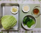 簡単！豚こまとキャベツと小松菜の野菜たっぷり炒め作り方1写真