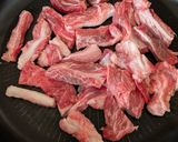 牛すじとししとうの塩炒め作り方1写真
