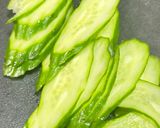 塩昆布とツナの無限レタスきゅうりサラダ🥗作り方3写真