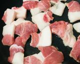 冷凍うどん活用●豚肉＆豆苗の焼きうどん作り方1写真