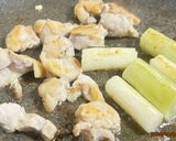簡単!香ばし鶏肉と長ネギの焦がし醤油焼きそば作り方4写真