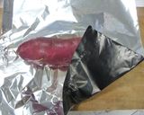 黒いホイルで簡単甘くなる！焼きいも★作り方1写真
