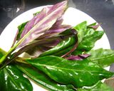 夏秋限定のお楽しみ！紫色の金時草ご飯♪作り方1写真
