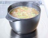 サッと手軽な【小松菜と油揚げのお味噌汁】作り方2写真