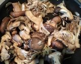 3種のキノコのチキンクリームシチュー🍄作り方8写真