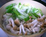 旨味たっぷり♪あさりと手羽元の塩バター鍋作り方2写真