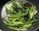 簡単！2分で小松菜炒め作り方2写真