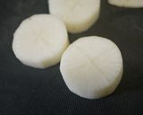 大根と鶏肉のはちみつワイン煮・葡萄ソース作り方1写真