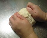 ブラックペッパーで美味しいシーフードピザ作り方1写真