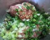 定番　焼餃子　ジューシー肉あん作り方3写真