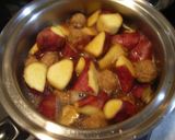 さつま芋と鶏団子の煮物作り方3写真