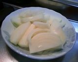 さつま芋と玉ねぎのお味噌汁作り方2写真