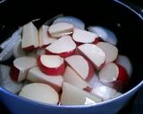 さつま芋と玉ねぎのお味噌汁作り方3写真