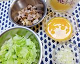 塩麹で作るレタス♬チャーシューチャーハン作り方1写真