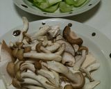 キノコと青菜のピリ辛炒め☆作り方1写真