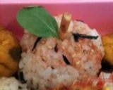お弁当にりんごのおにぎり♪作り方2写真