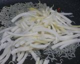 大根の皮と葉っぱのじゃこ炒め作り方4写真