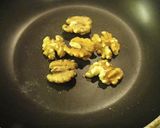 くるみとたっぷり薬味のデリ風ポテトサラダ作り方1写真