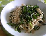 お手軽♪ニラとエノキの蒸し炒め作り方7写真